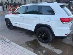 جیپ گراند شیرۆکی